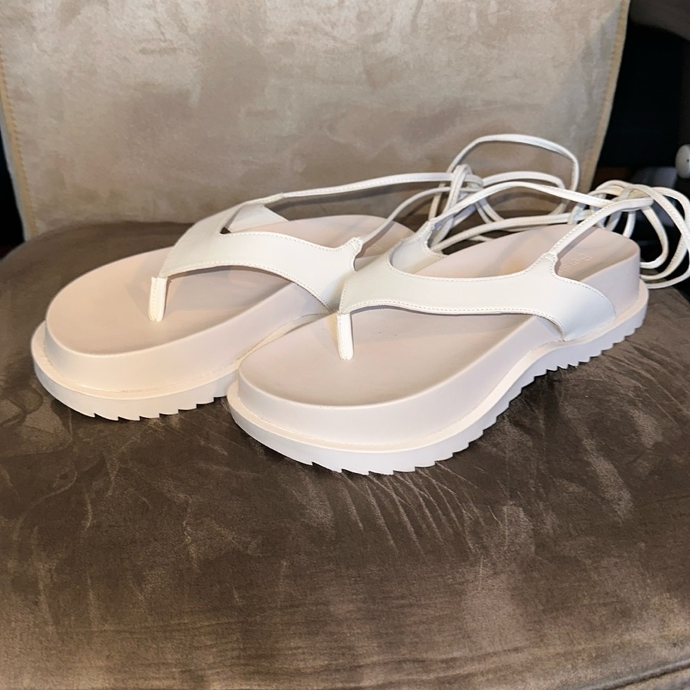 Bershka women’s lace up sandals size 7.5